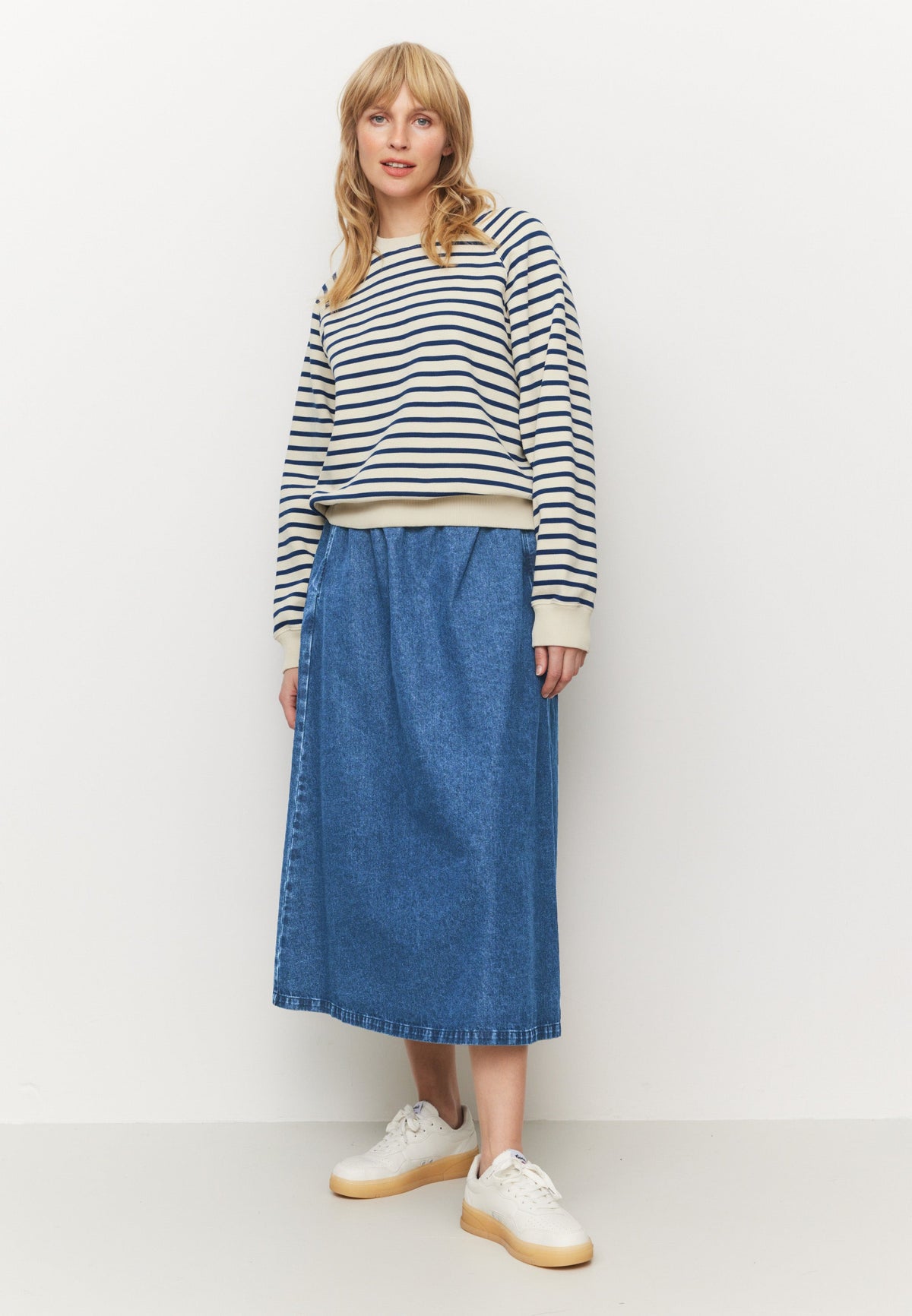 ALLAMANDA STRIPES