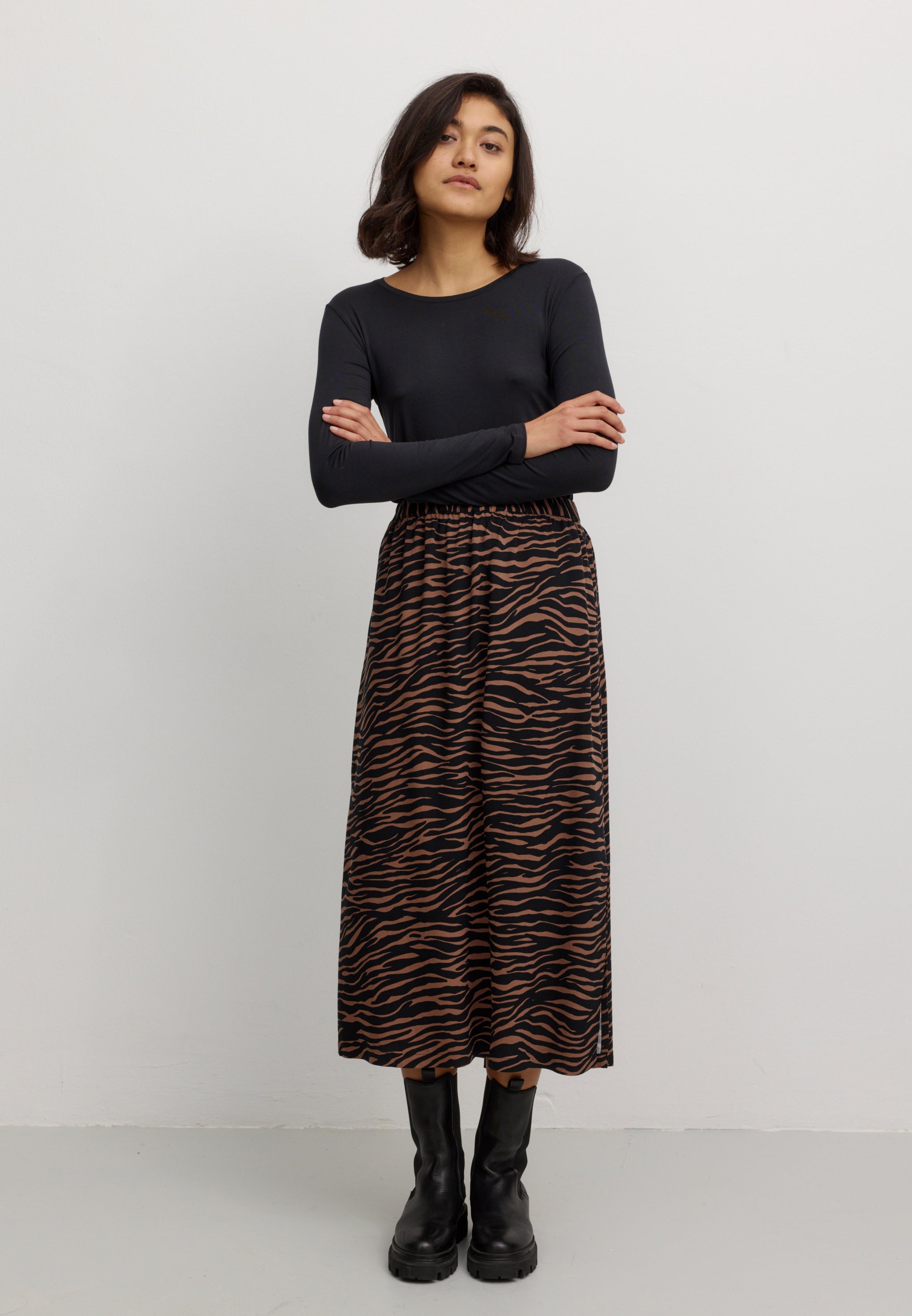 HOLLY ZEBRA