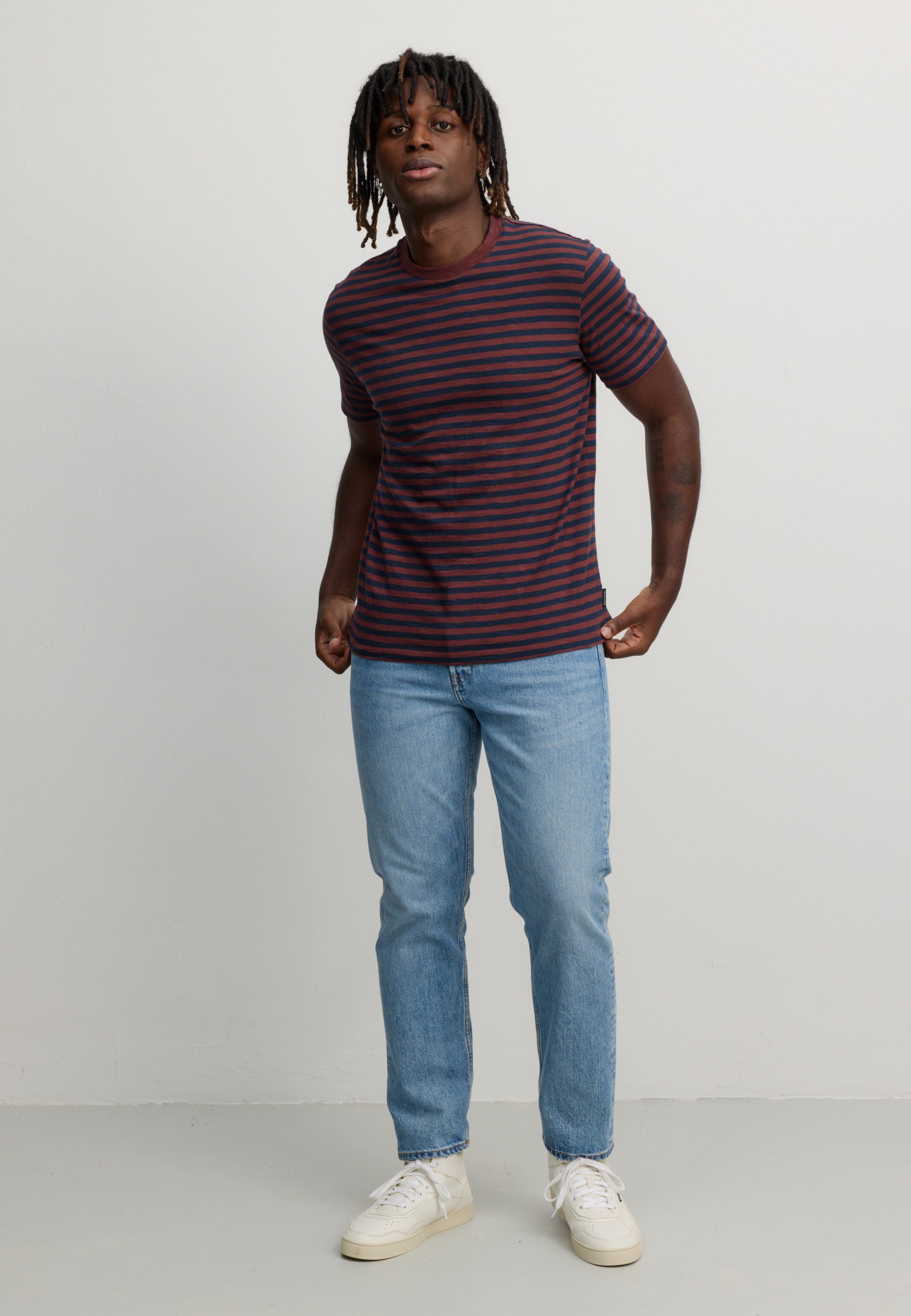 DELONIX STRIPES
