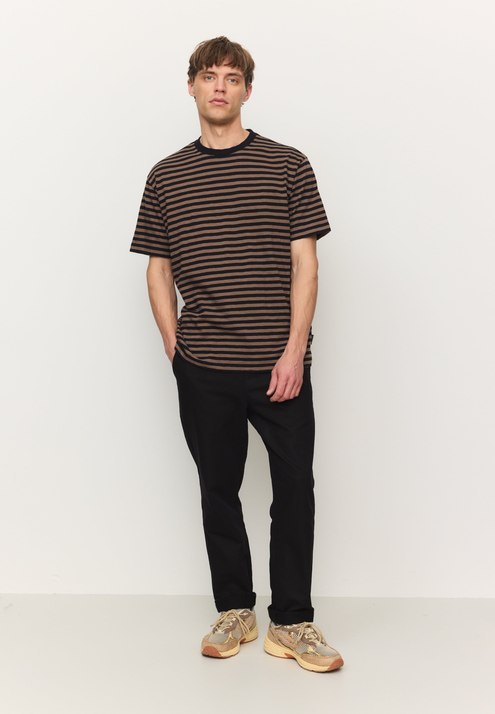 DELONIX STRIPES