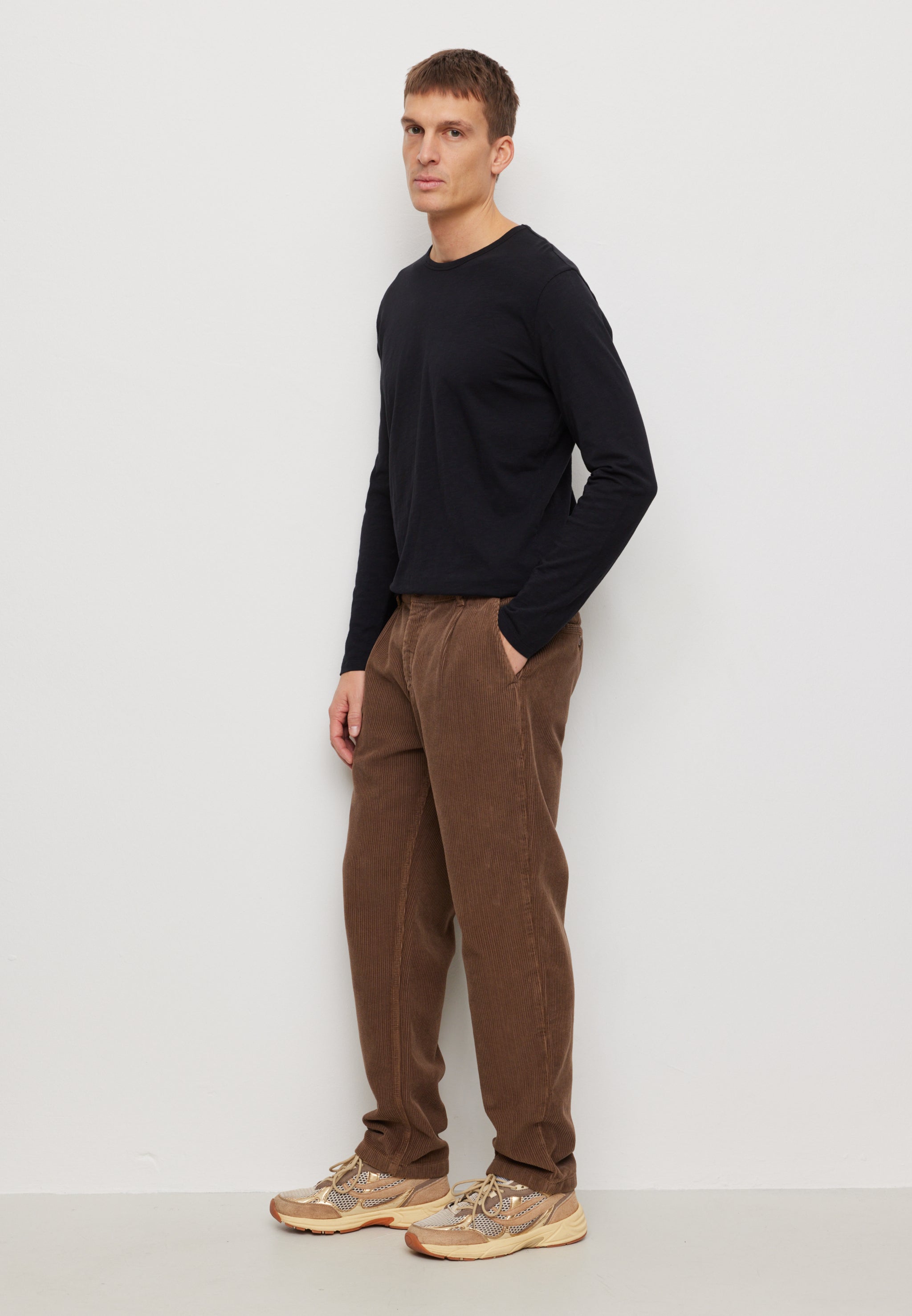 OAK CORDUROY
