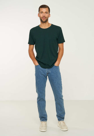 dark green