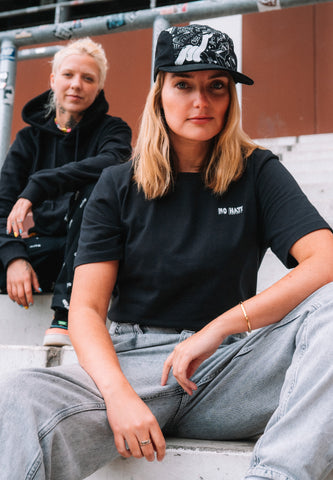 Frauen T-Shirt NO HATE