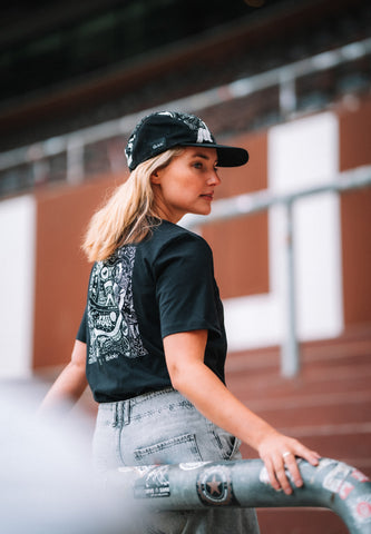 Frauen T-Shirt NO HATE
